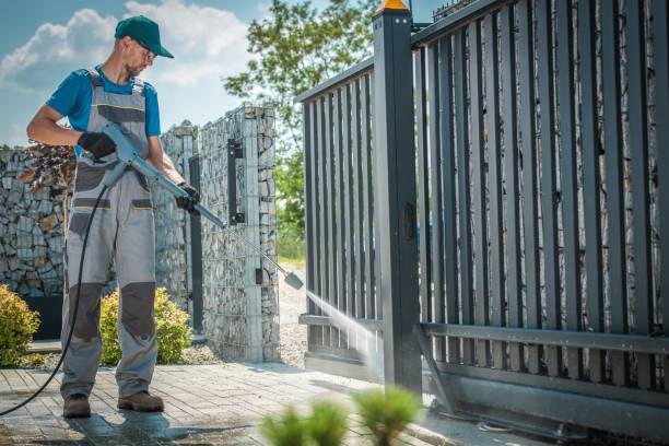 Best Sign and Awning Cleaning  in Pine Manor, FL