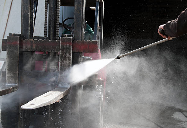 Post-Construction Pressure Washing in Pine Manor, FL